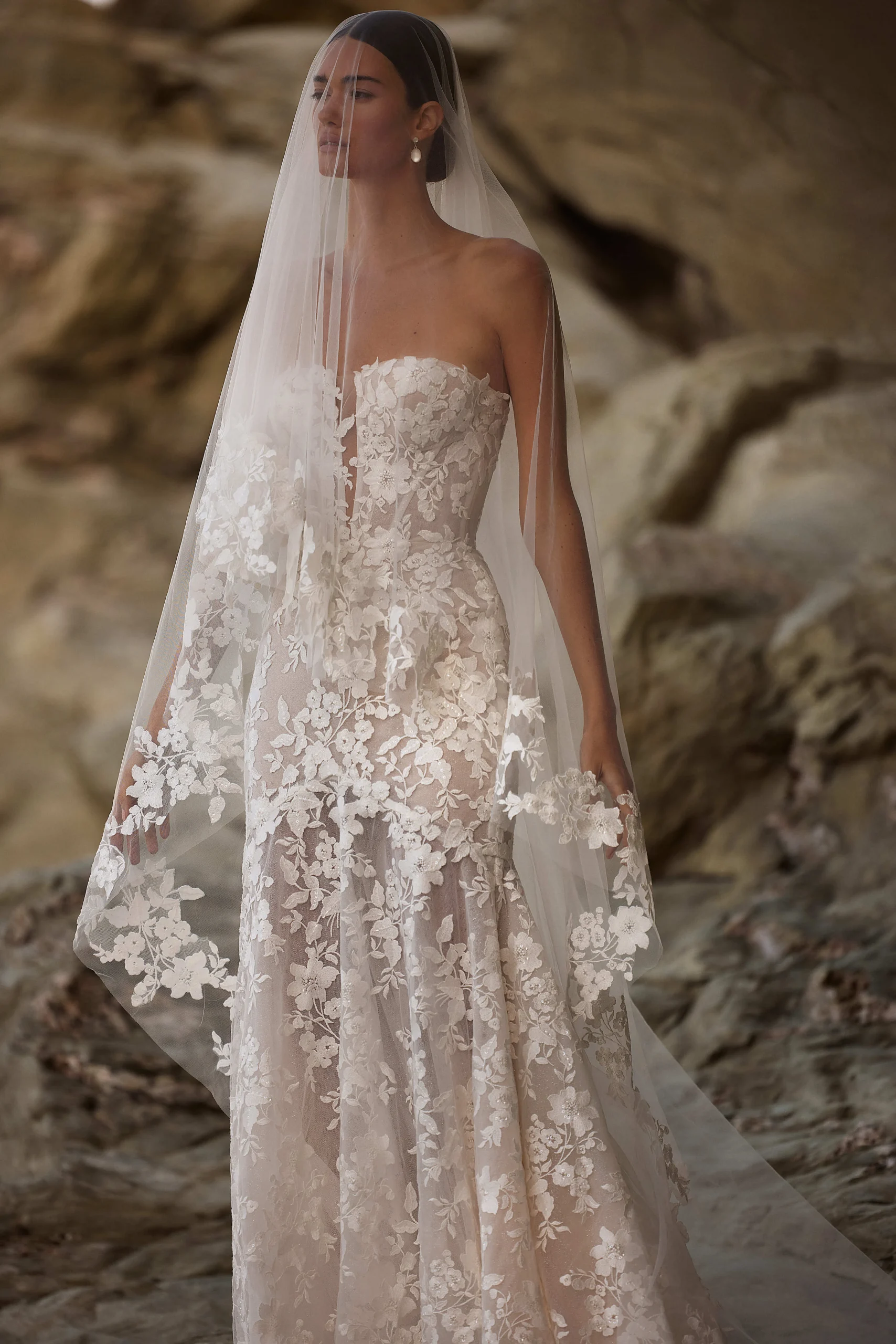 Claire - Image 4